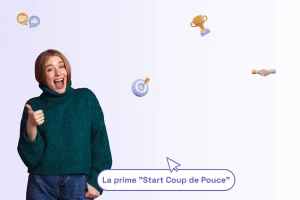 une femme qui lève le pouce vers le haut pour montrer sa satisfaction suite à l'obtention de sa prime start coup de pouce