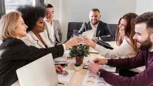 Une équipe de salariés avant leur baromètre social